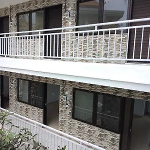 https://ab-homestay-and-kitchen.ubudhotelsnow.com